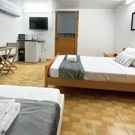 Comfortable, Modern Studio Apartment Protaras Exterior photo