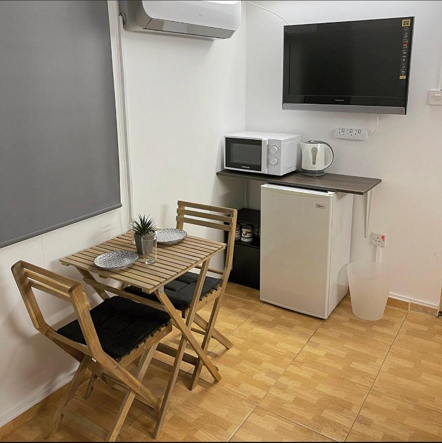 Comfortable, Modern Studio Apartment Protaras Exterior photo